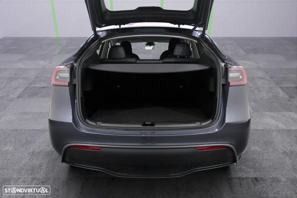 Tesla Model Y Standard - 6