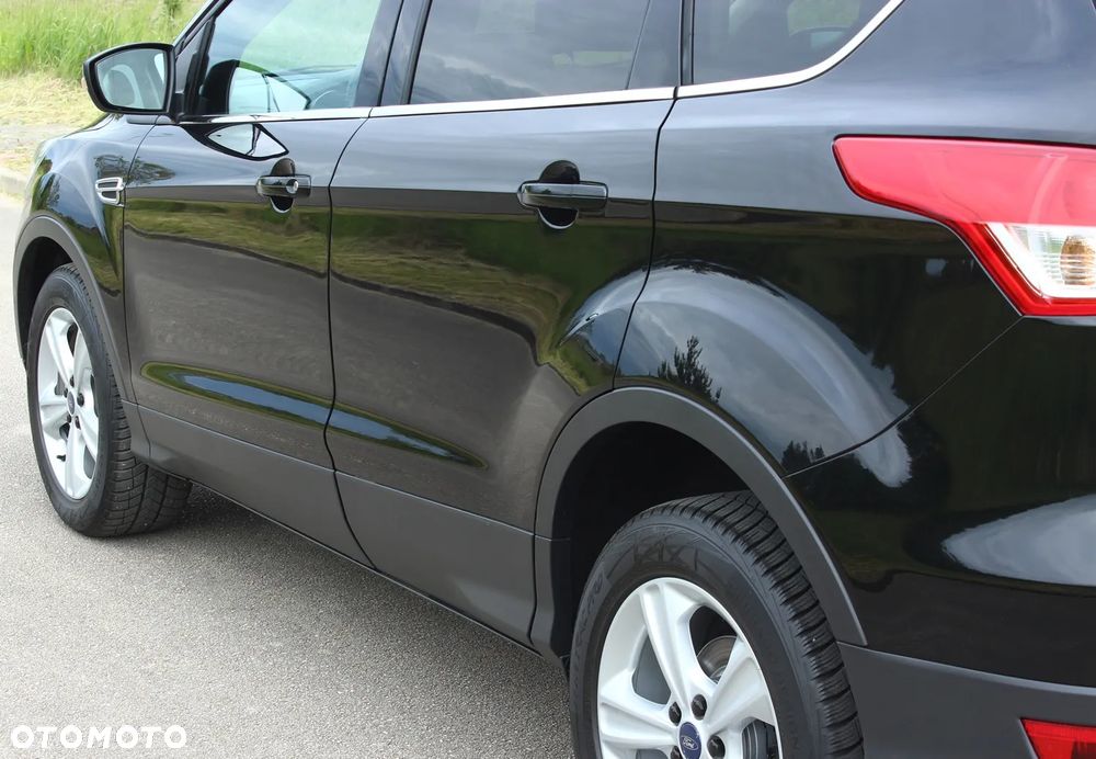 Ford Kuga 2.0 TDCi 2x4 Champions Edition - 14