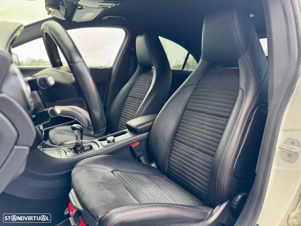 Mercedes-Benz CLA 180 d AMG Line - 11