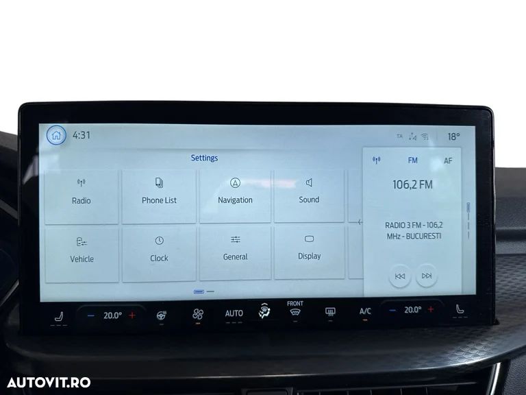 Ford Kuga - 28