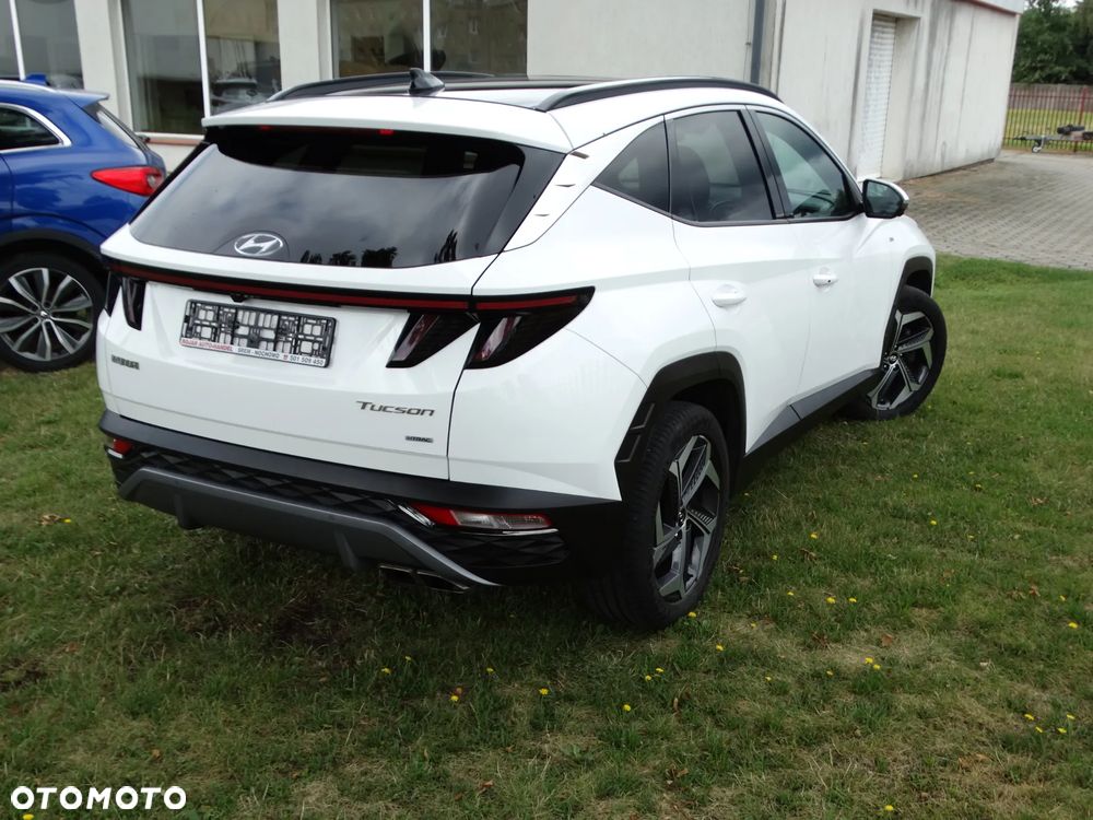 Hyundai Tucson - 2