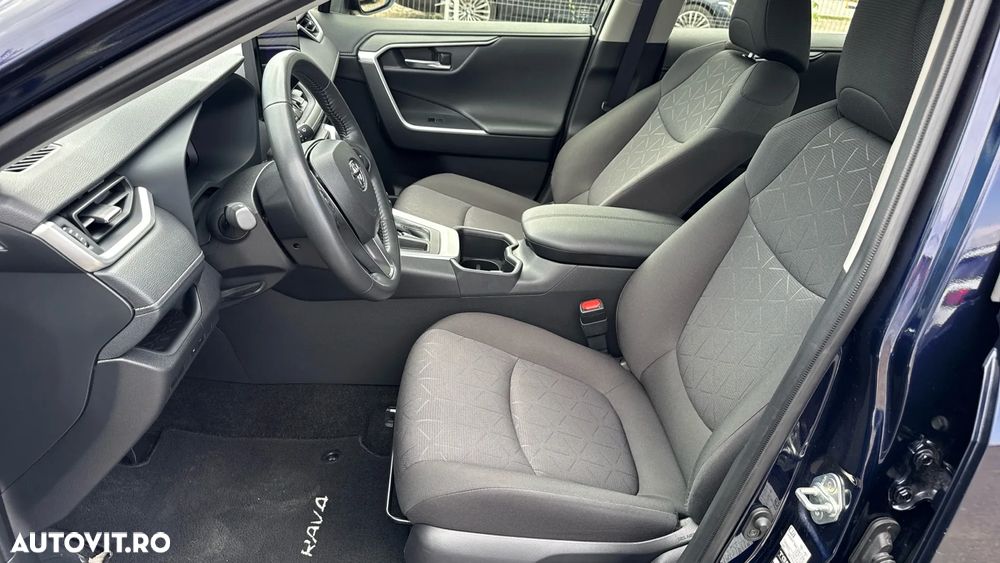 Toyota RAV4 - 14