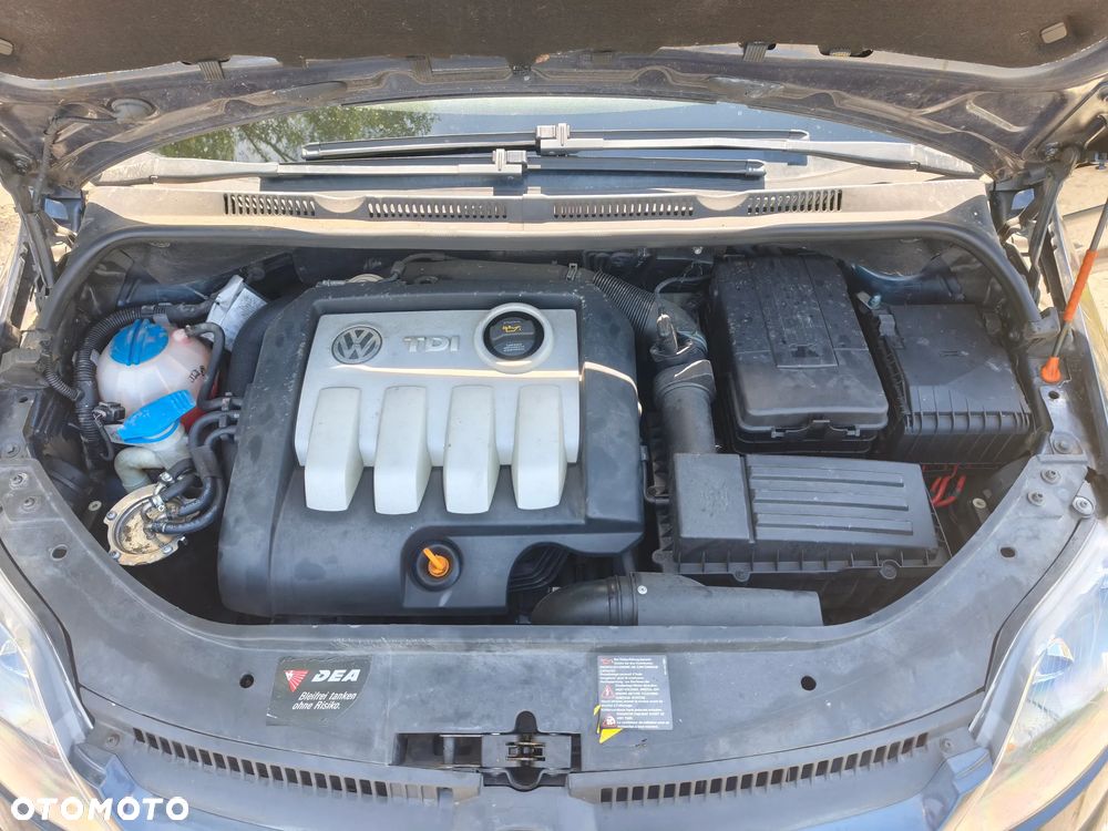 Volkswagen Golf Plus 1.9 TDI Trendline - 12