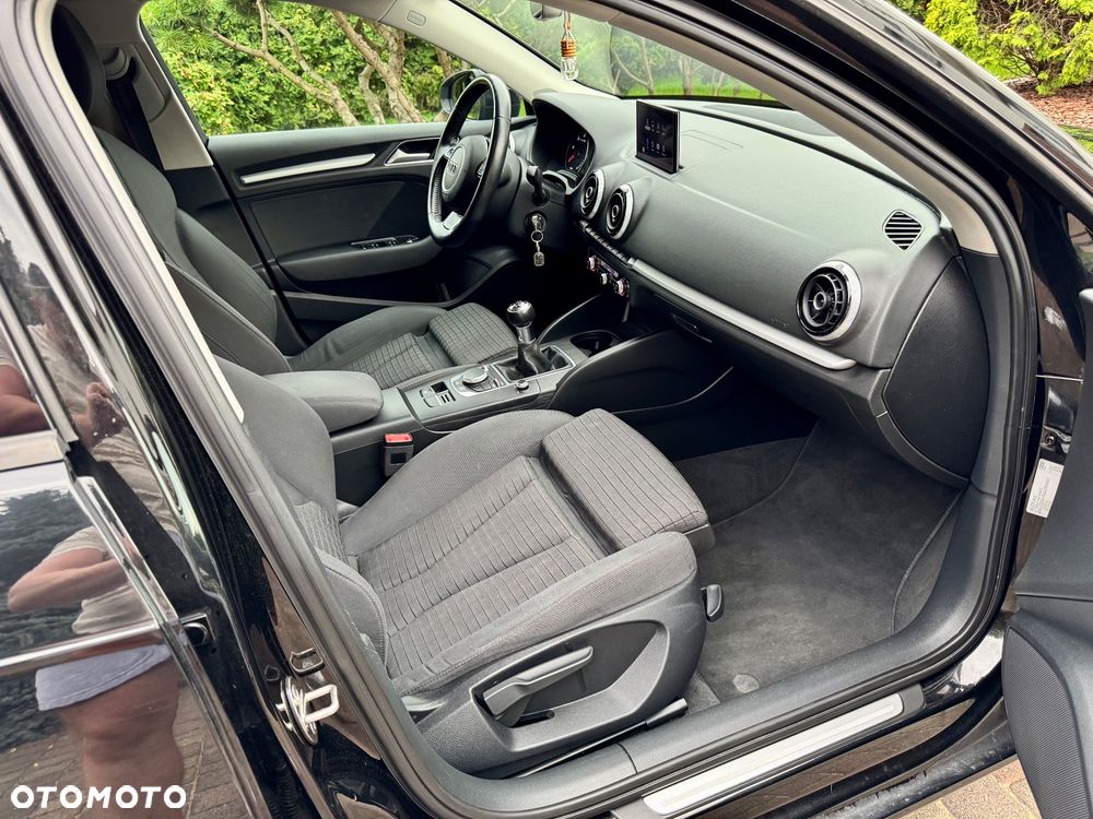 Audi A3 Sportback - 19