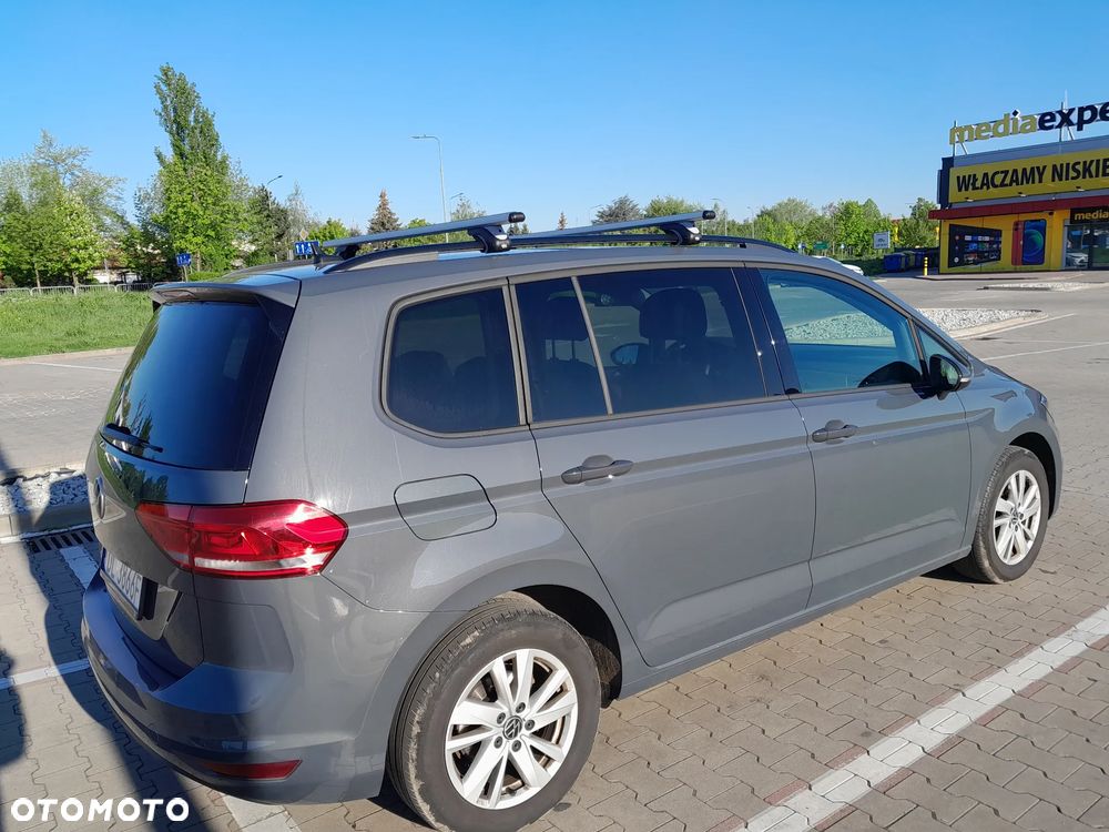 Volkswagen Touran 2.0 TDI BMT SCR Comfortline - 4