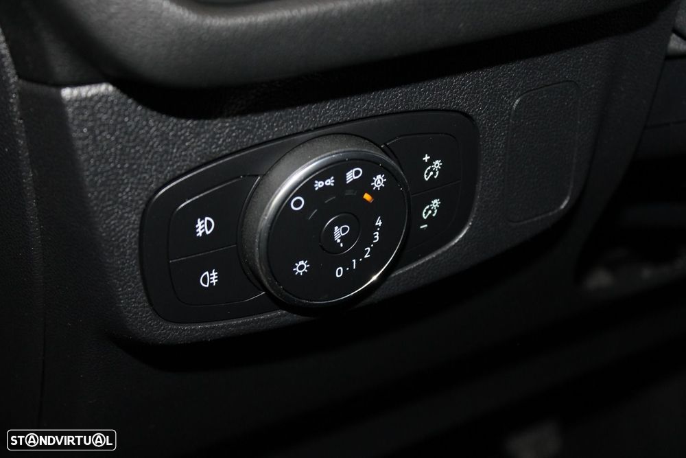 Ford Focus SW 1.0 EcoBoost Active - 11