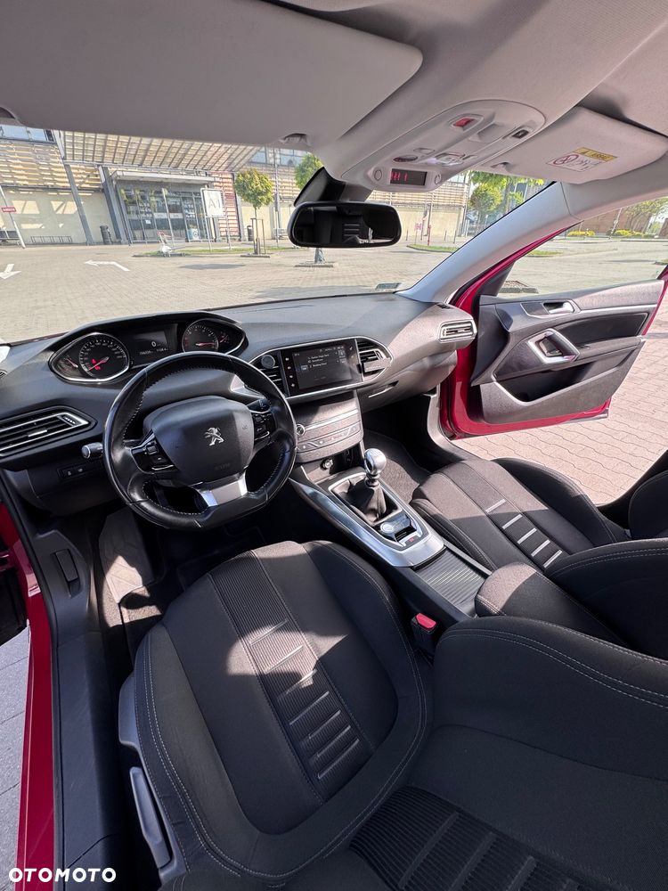 Peugeot 308 130 e-THP Stop & Start Allure - 20
