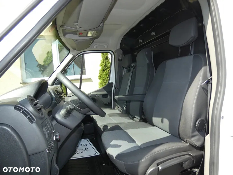 Renault Master, podnośnik koszowy KLUBB K 32 - 15