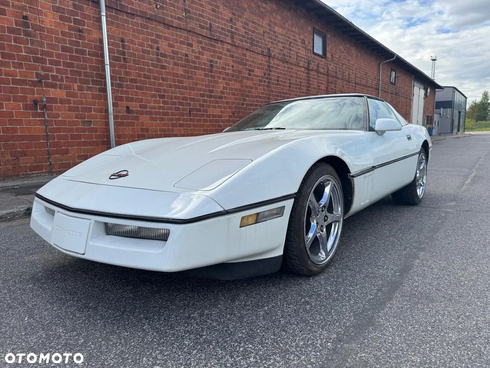 Chevrolet Corvette - 13