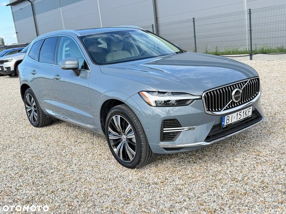 Volvo XC 60 T8 AWD Recharge Plus Black Edition - 2