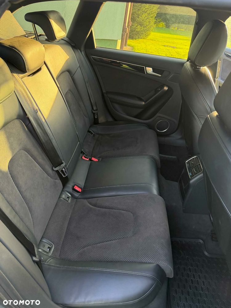 Audi A4 Avant 2.0 TDI DPF clean diesel quattro S line Sportpaket - 11