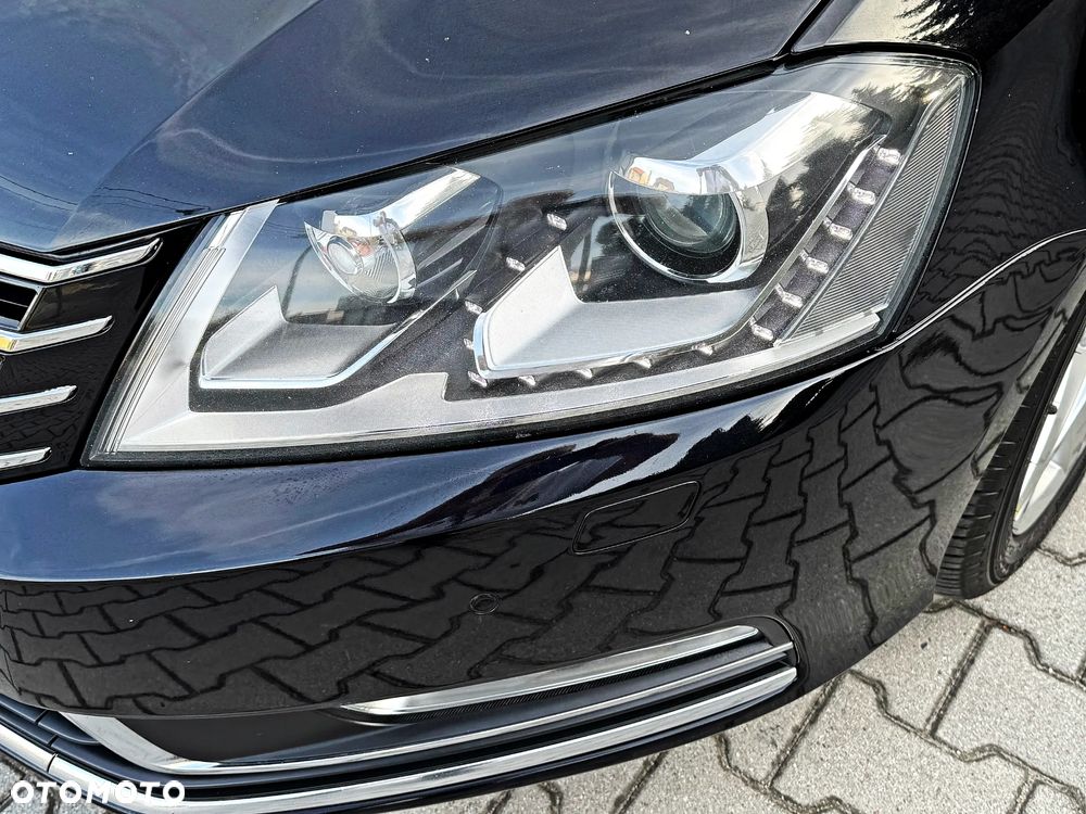 Volkswagen Passat Variant 2.0 TDI BlueMotion Technology Highline - 15