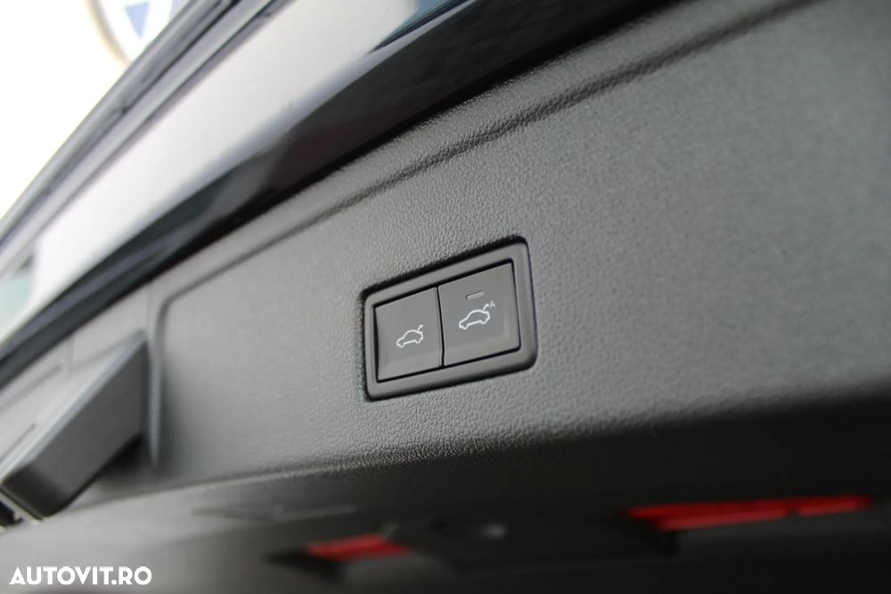 Volkswagen Touareg 3.0 V6 TDI SCR 4Motion Automatik Elegance - 16