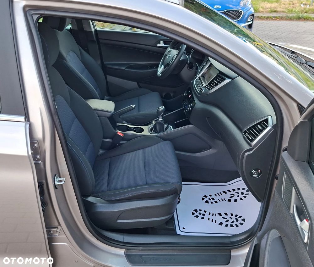 Hyundai Tucson 2.0 CRDI 2WD Style - 23