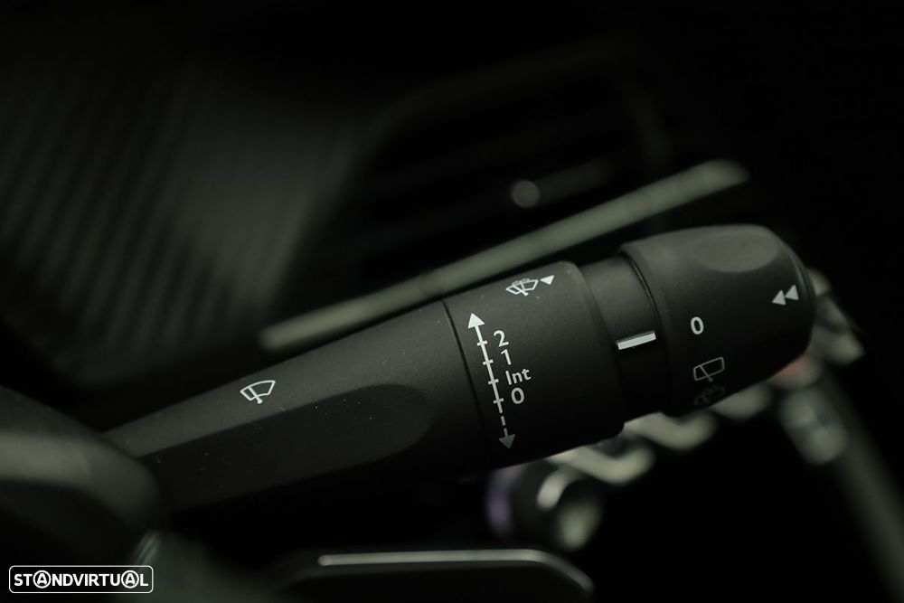 Peugeot 208 1.2 PureTech Style - 18
