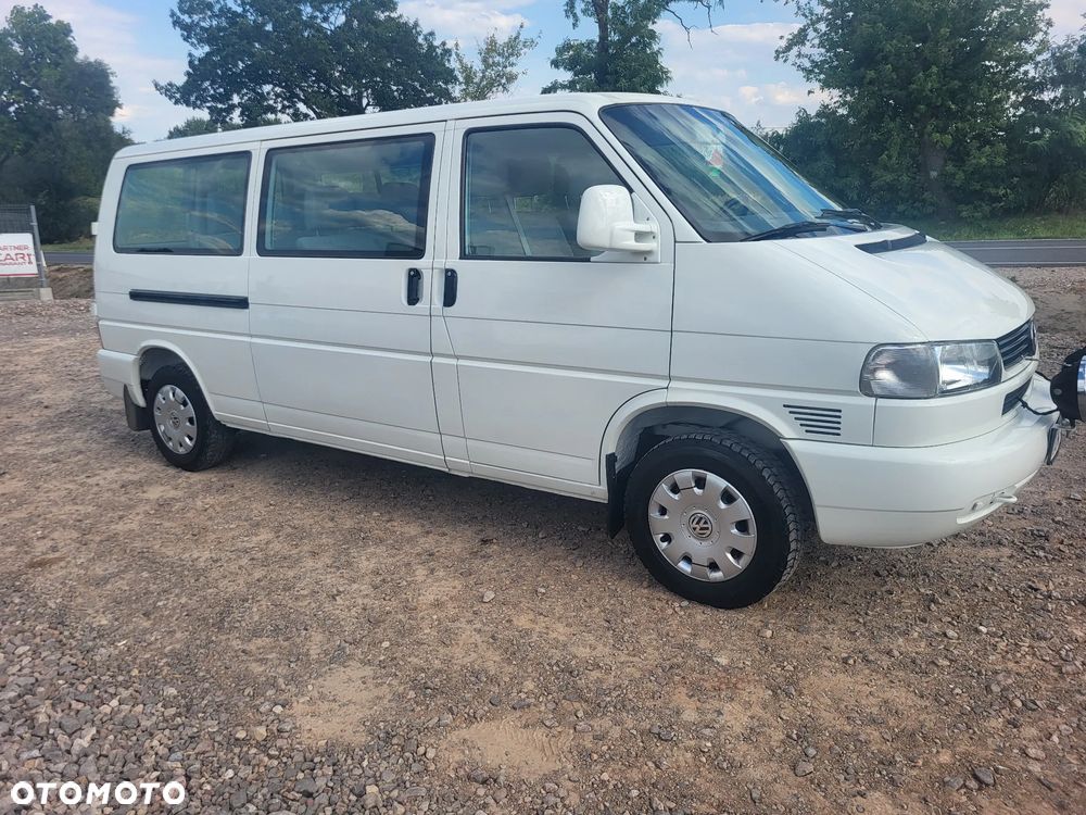 Volkswagen Caravelle TDI Basis / CL - 13