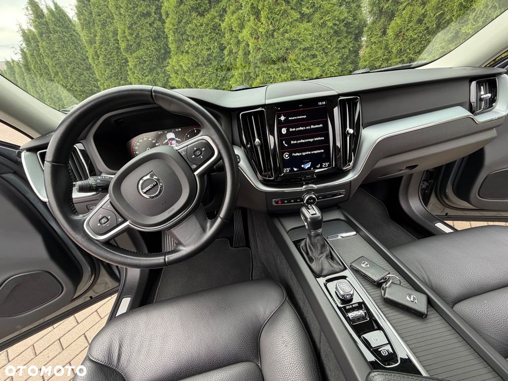 Volvo XC 60 D4 Momentum - 31