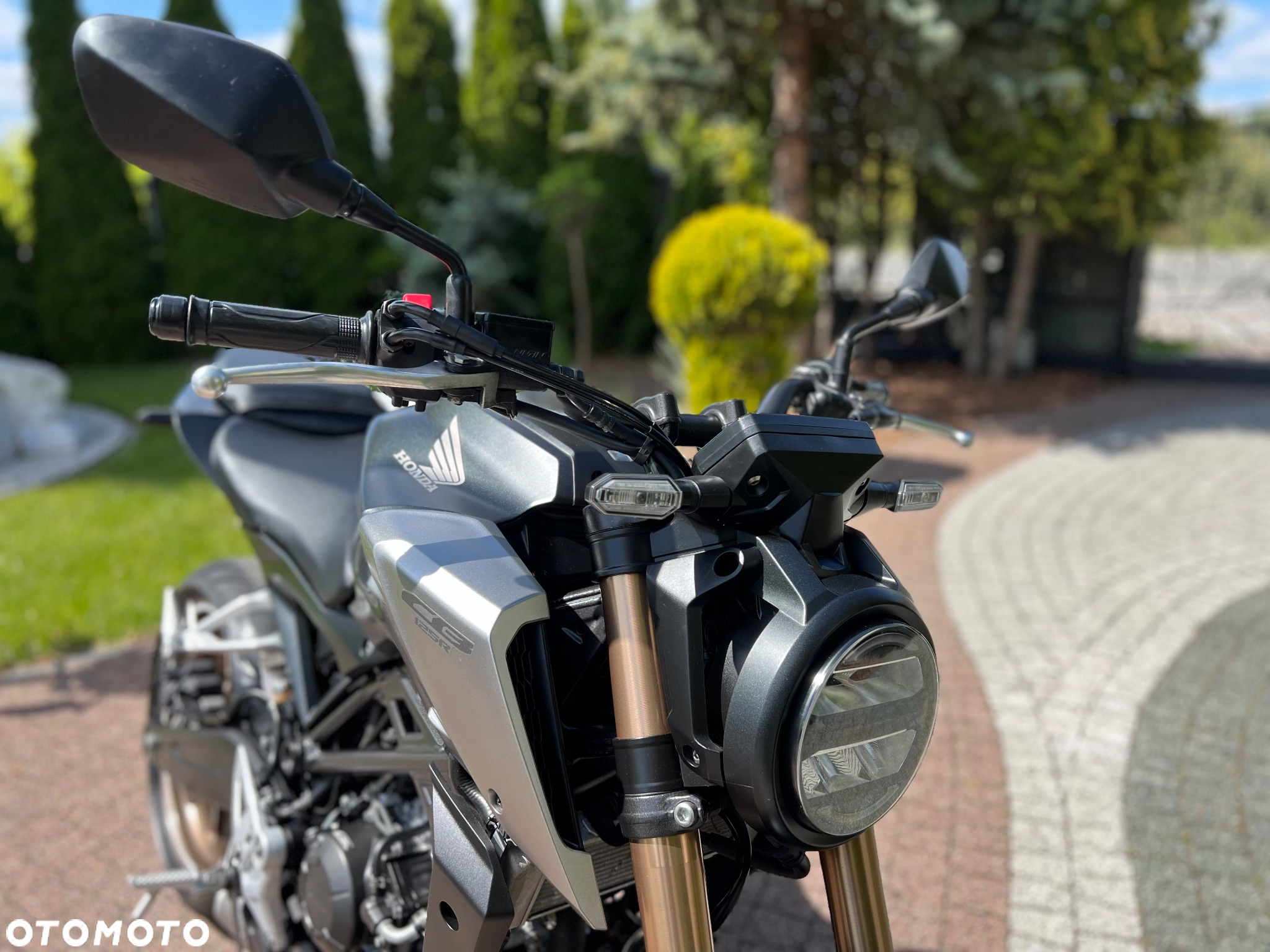 Honda CB - 2