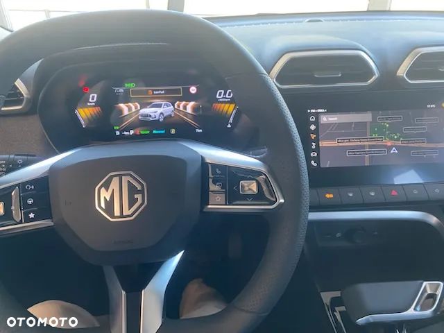 MG ZS Hybrid+ - 7