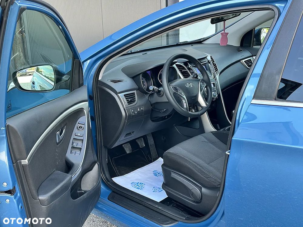 Hyundai i30 1.6 Style - 17