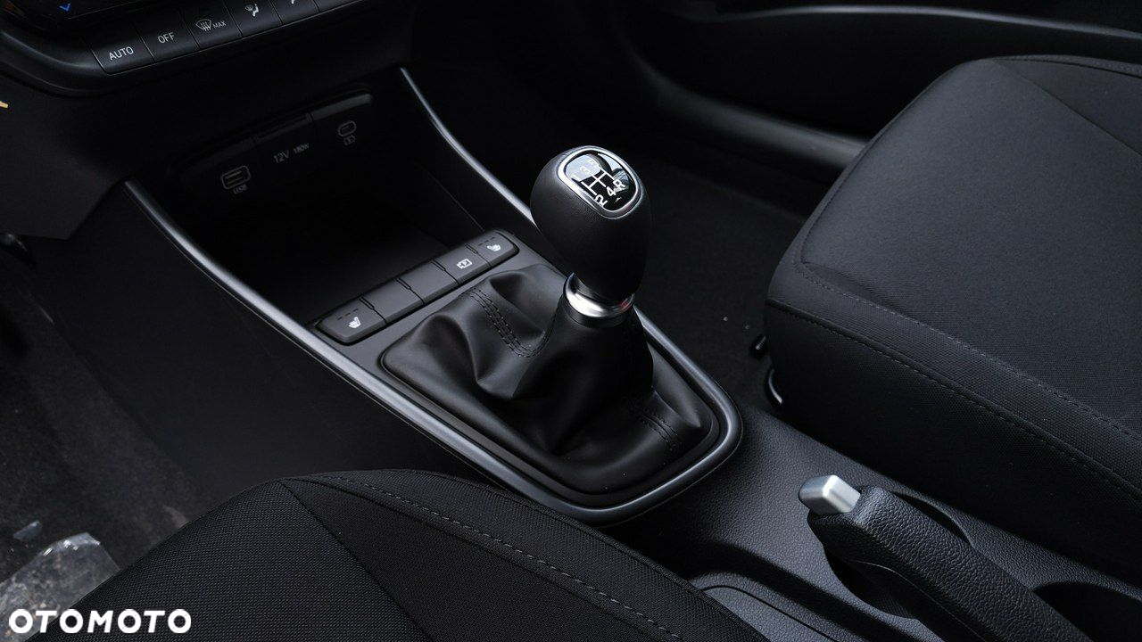 Hyundai i20 - 11