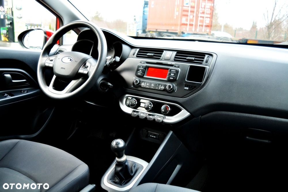 Kia Rio 1.2 Attract - 7
