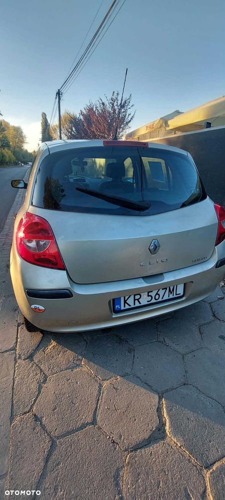 Renault Clio - 5
