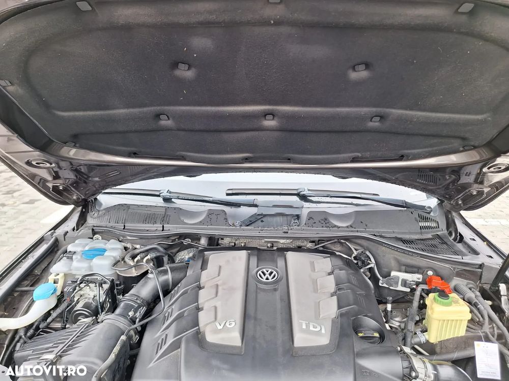 Volkswagen Touareg 3.0 V6 TDI SCR Blue Motion DPF Automatik Exclusive - 11