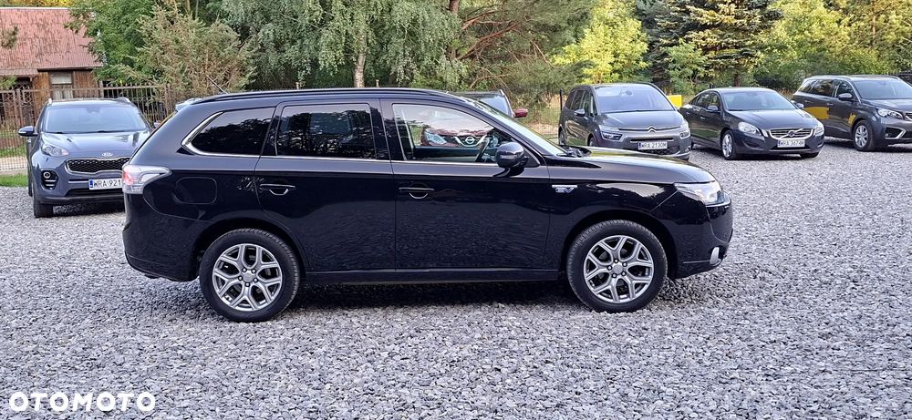 Mitsubishi Outlander 2.0 4WD Plus - 9