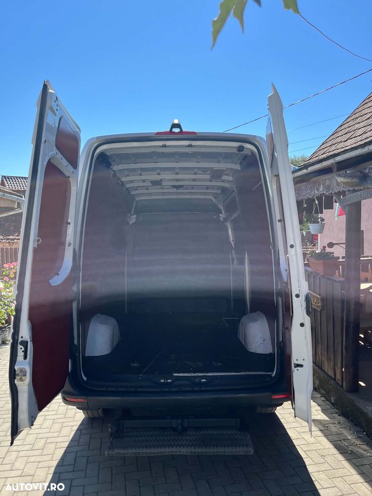 Mercedes-Benz Sprinter - 18