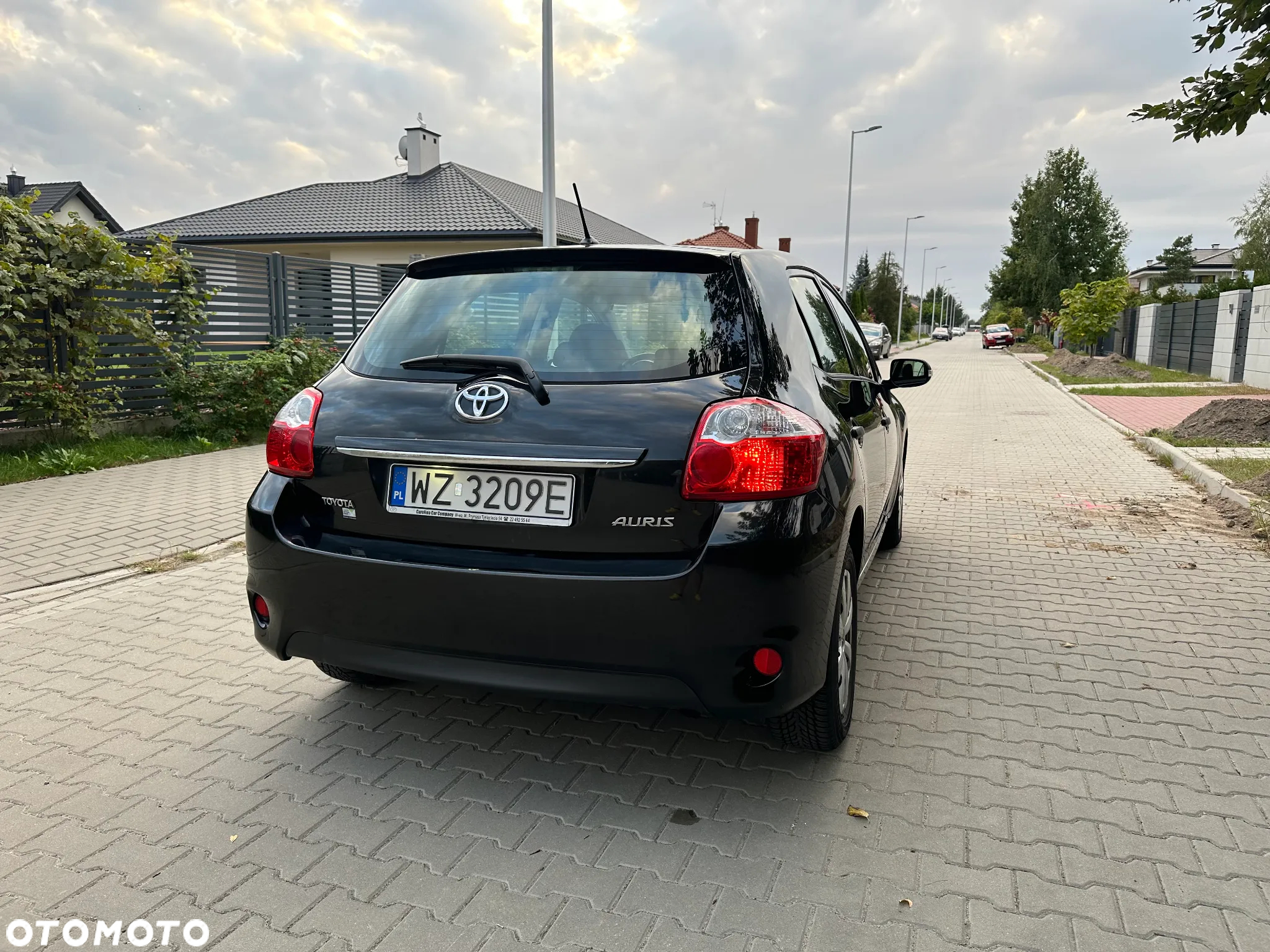 Toyota Auris 1.33 VVT-i Terra - 7