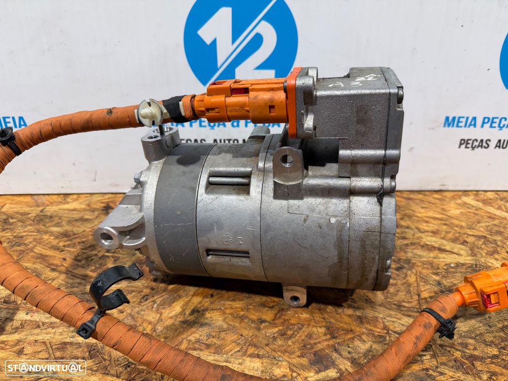 Compressor de A/C Audi A3 Hybrido de 2023 - 1