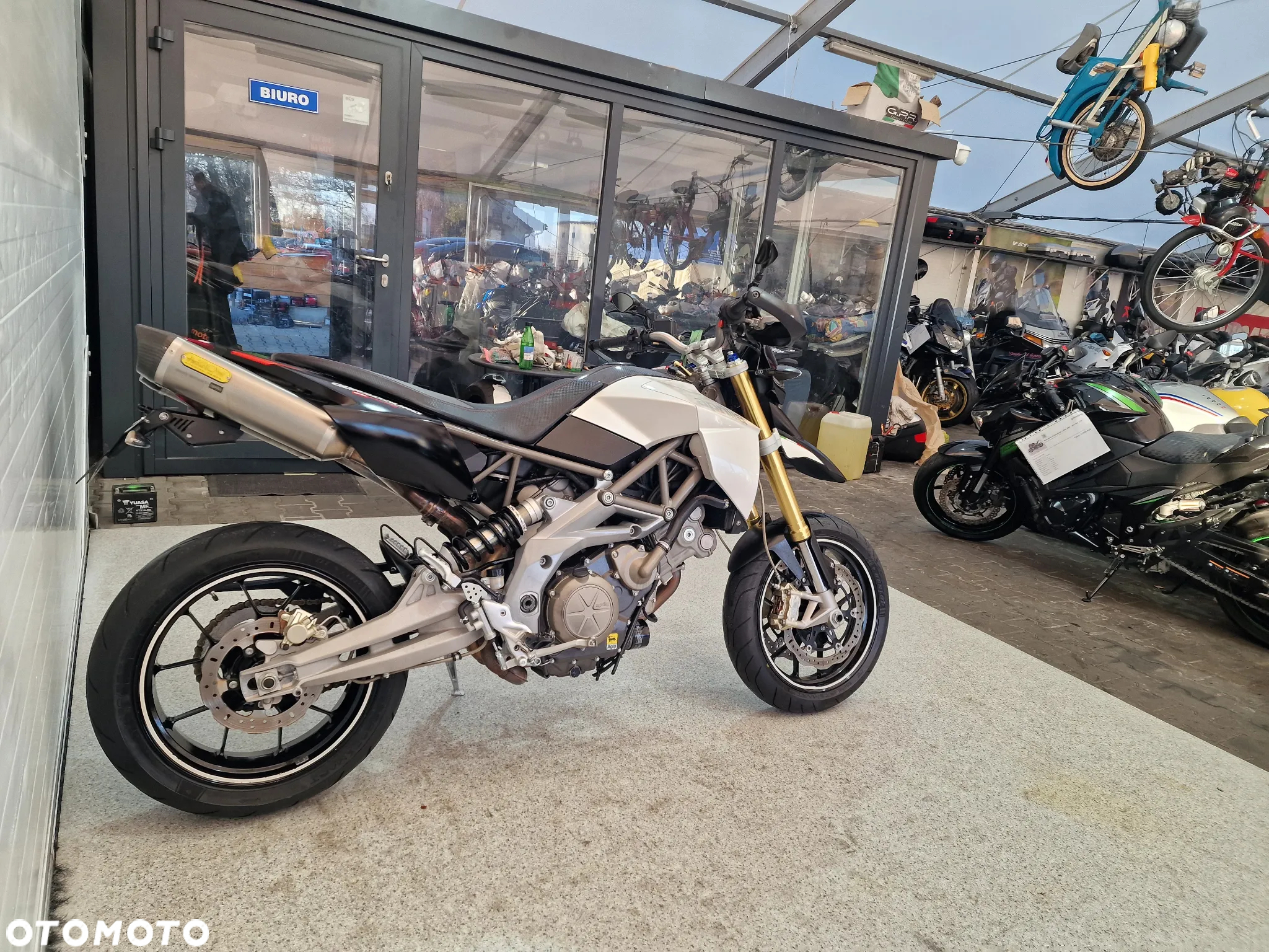 Aprilia Dorsoduro - 18