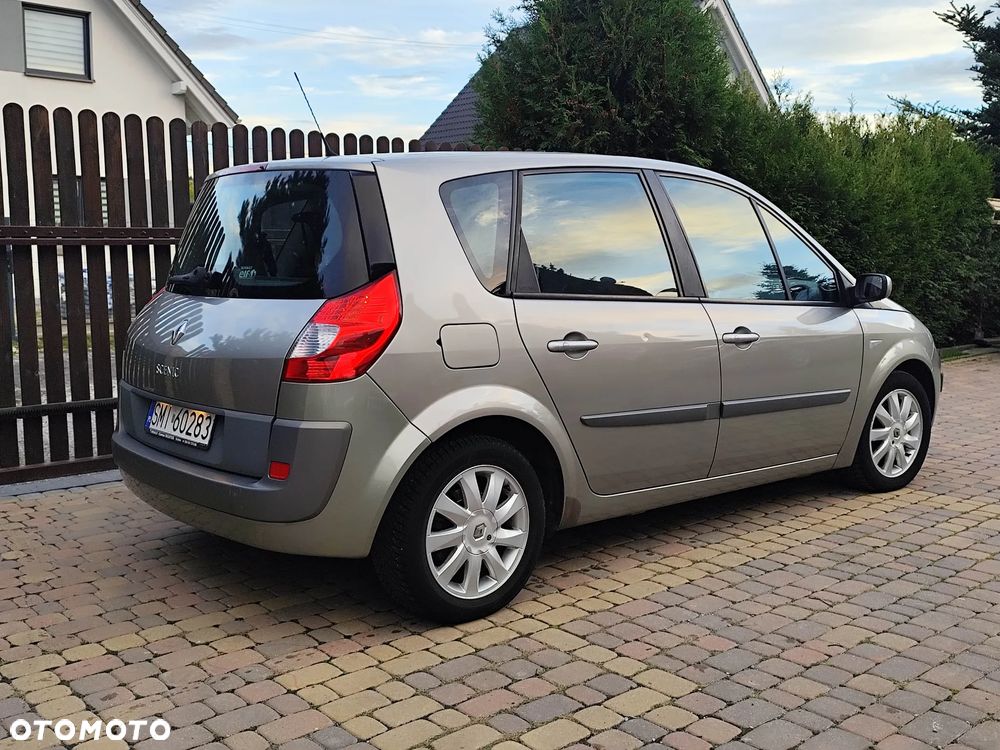 Renault Scenic 1.6 16V Confort Expression - 31