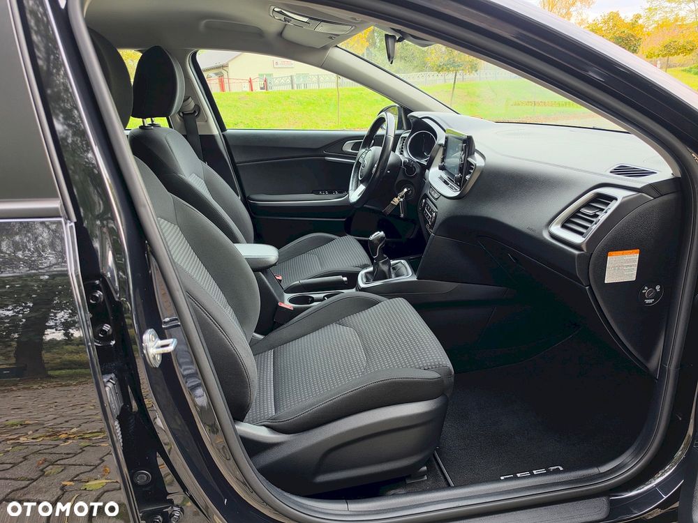 Kia Ceed 1.6 CRDi Eco-Dynamics+ (48V Mild-Hybrid) Edition 7 - 26