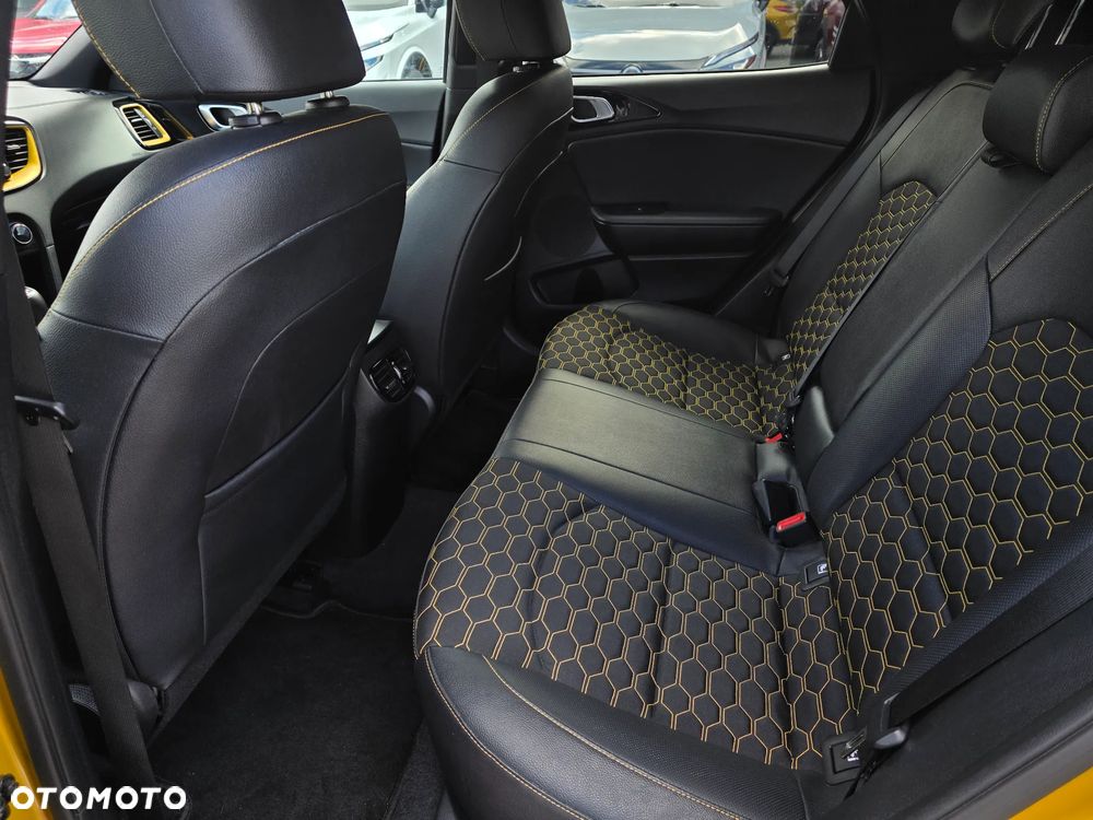Kia XCeed 1.5 T-GDI L - 16