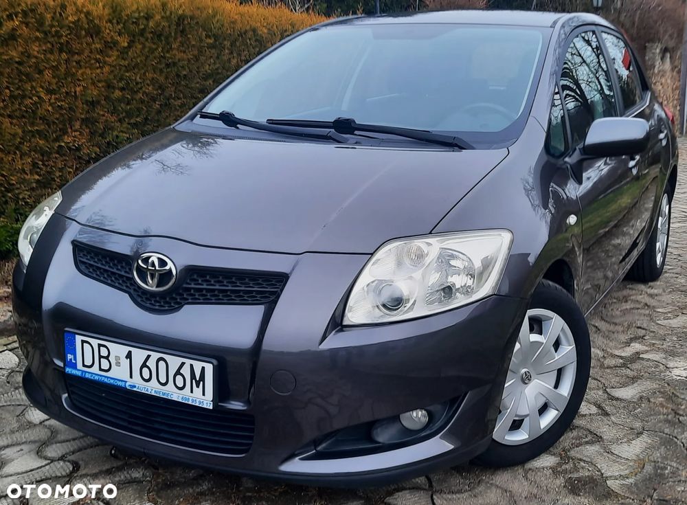 Toyota Auris 1.4 VVT-i Sol - 2
