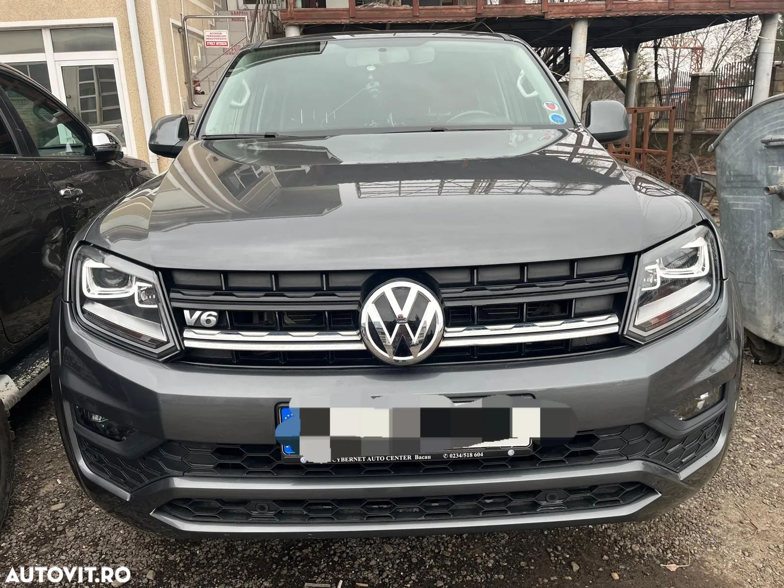 Volkswagen Amarok 3.0 TDI V6 4M Highline Aut. - 1