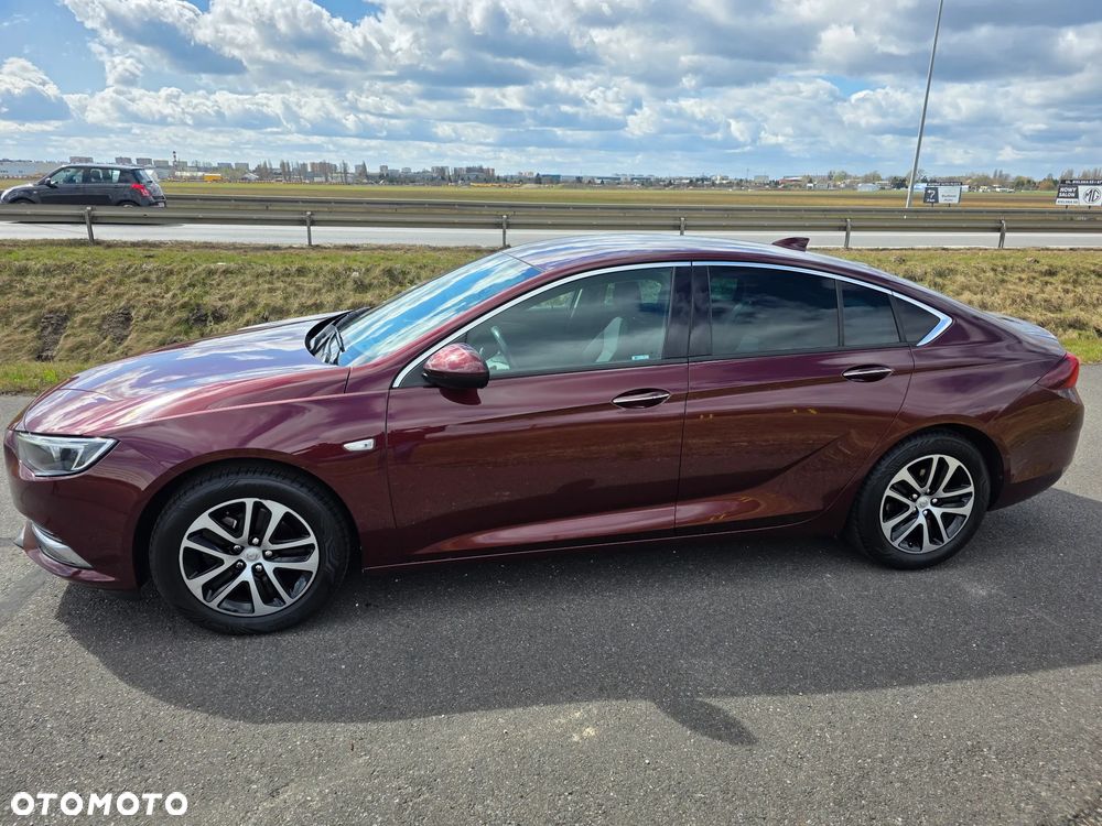 Opel Insignia 1.5 T Enjoy S&S - 1