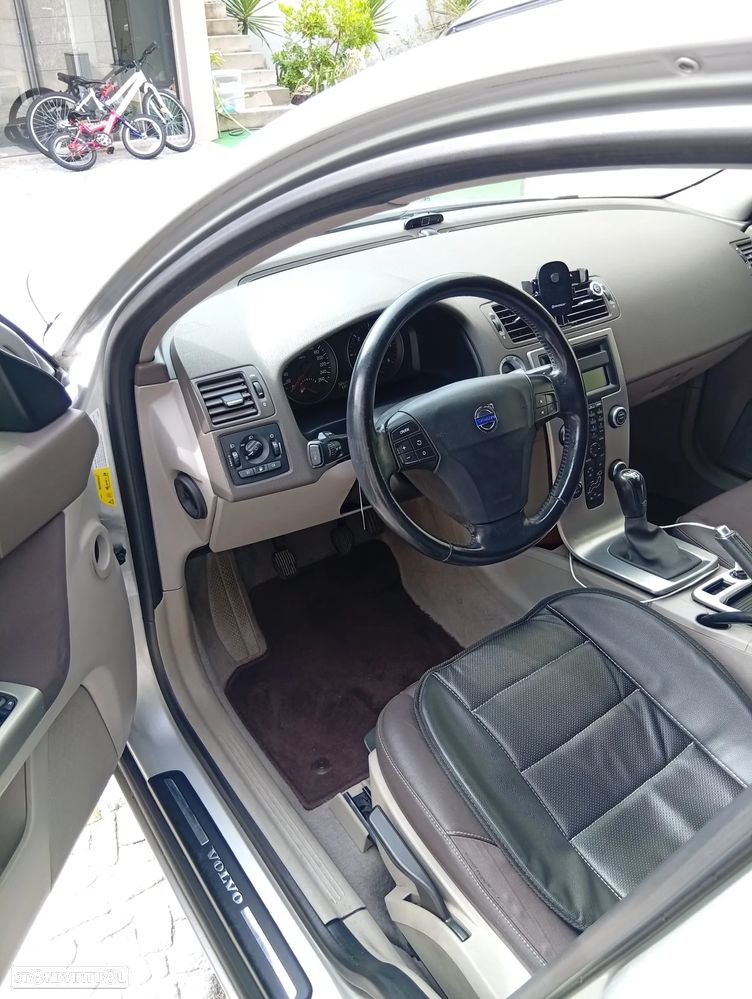 Volvo V50 2.0 D Nível 2 - 16