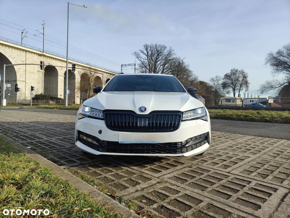 Skoda Superb 2.0 TDI SCR Sportline DSG - 5