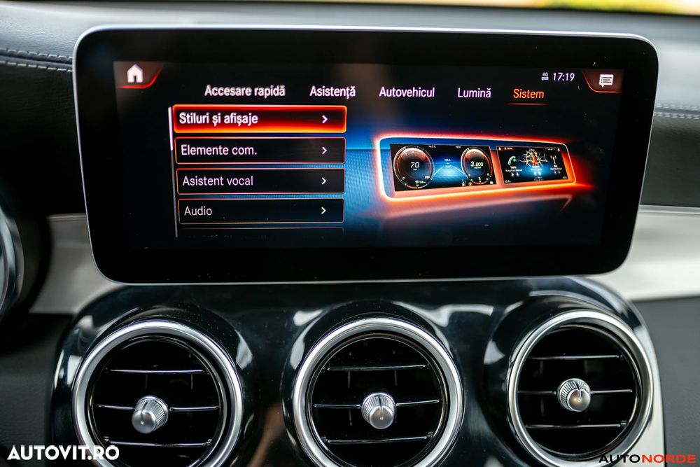 Mercedes-Benz GLC - 36