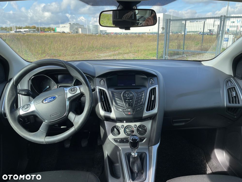 Ford Focus - 11