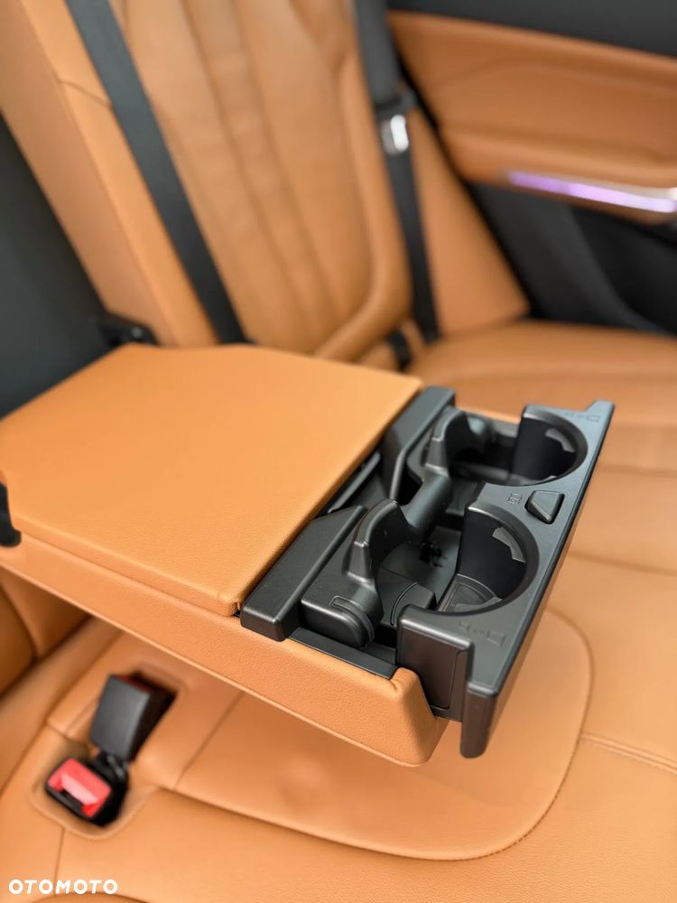 BMW X5 xDrive30d - 23