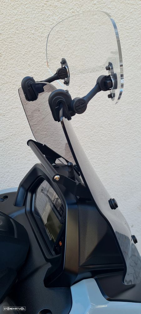 Yamaha NMAX 125 Tech MAX - 25