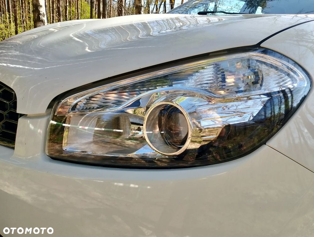 Nissan Qashqai - 22