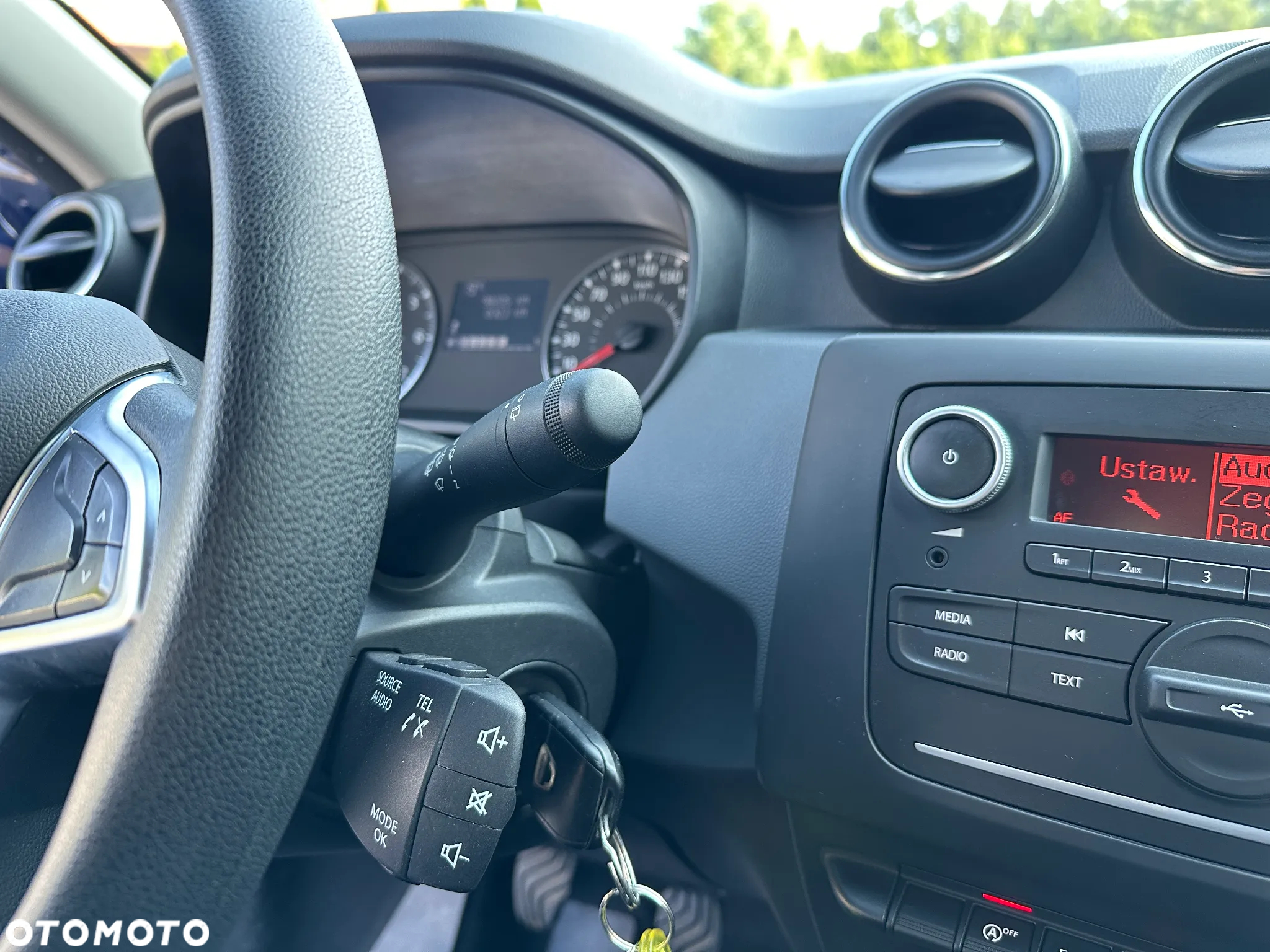 Dacia Duster 1.6 SCe Laureate S&S - 22