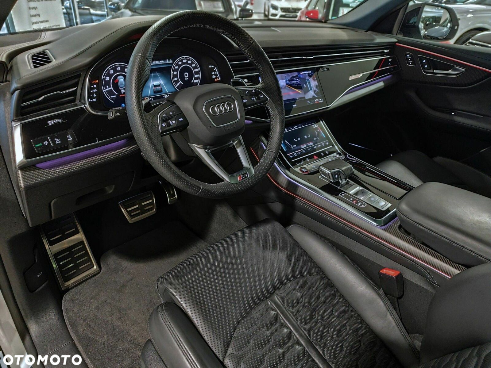 Audi RS Q8 - 12