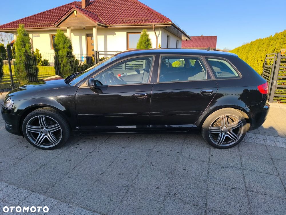 Audi A3 Sportback 1.6 TDI Attraction - 1