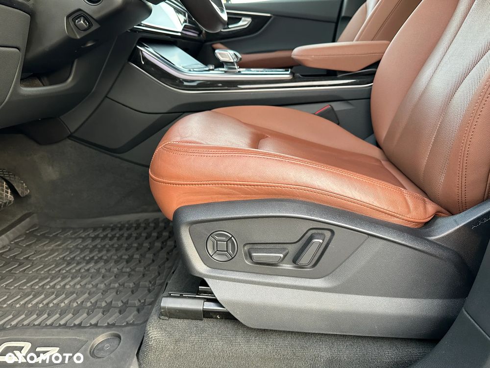 Audi Q7 - 8